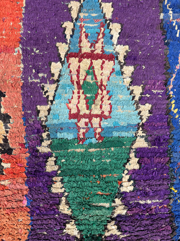 Vintage Moroccan Azilal - handwoven in Morocco - close-up of weave texture and pile [#17]