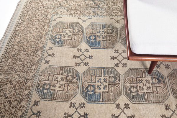 Vintage Afghan Ansari - hand-knotted in Afghanistan - detailed border and fringe
