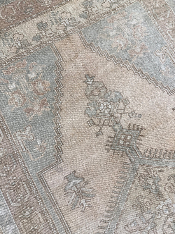 Vintage Turkish Konya Runner - narrow runner, hand-knotted in Turkey - detailed border and fringe [#1]