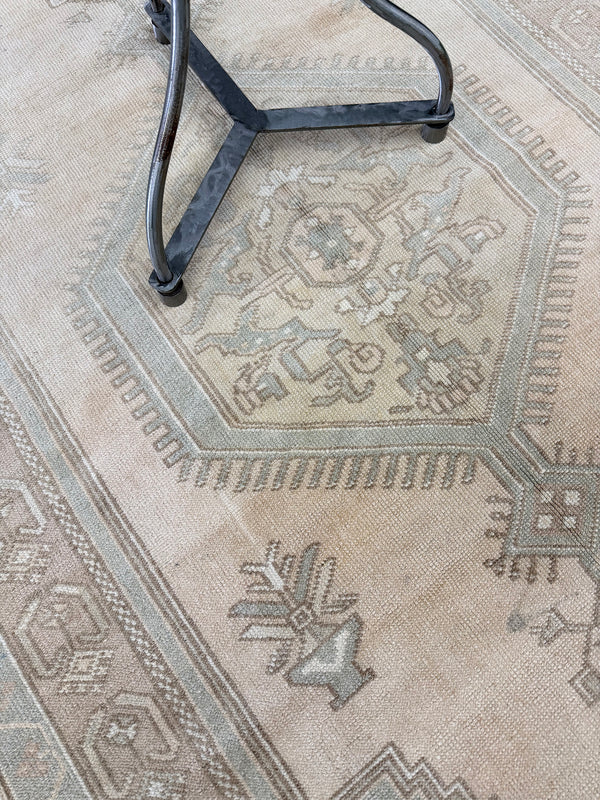 Vintage Turkish Konya Runner - narrow runner, hand-knotted in Turkey - close-up of weave texture and pile [#1]