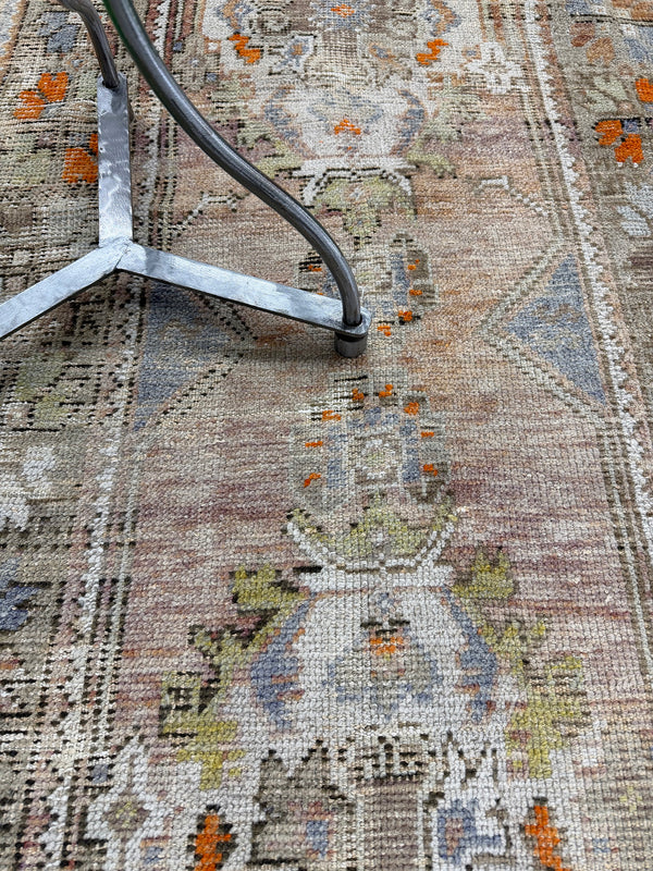 Antique Turkish Oushak Runner - hand-knotted in Turkey - close-up of weave texture and pile [#3]