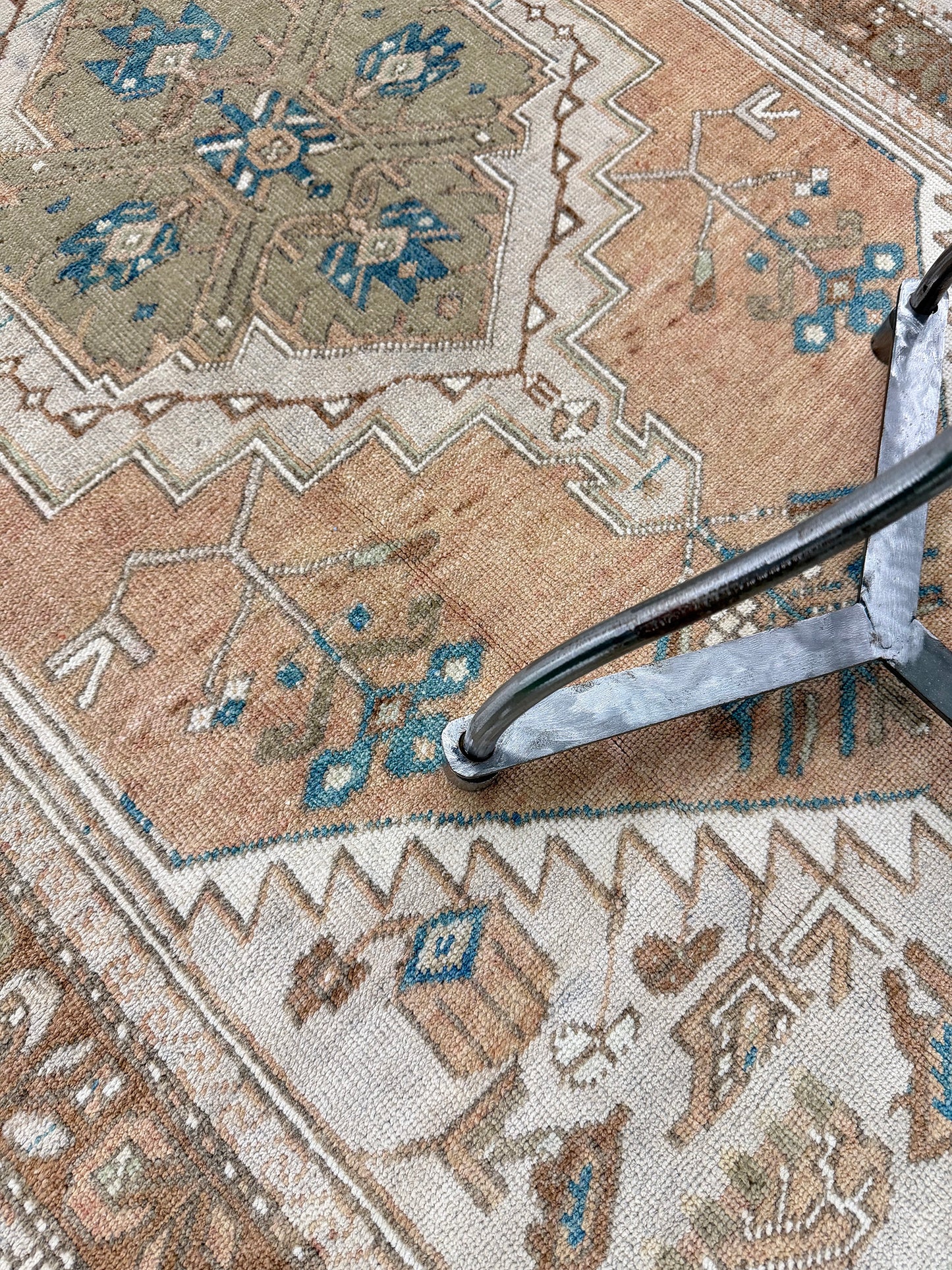 Vintage Turkish Anatolian - hand-knotted in Turkey - close-up of weave texture and pile [#38]