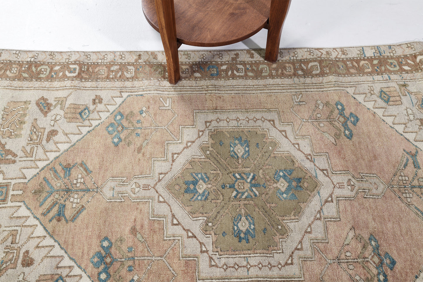 Vintage Turkish Anatolian - hand-knotted in Turkey - full length showing color variation [#38]