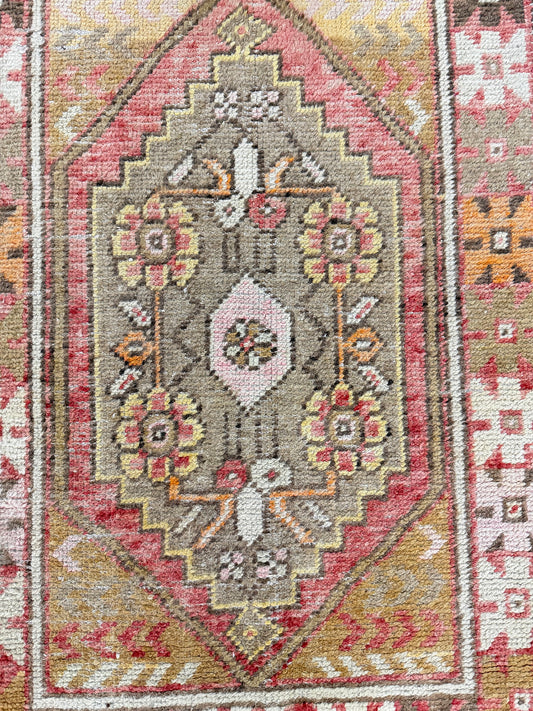 Antique Turkish Oushak Fertek