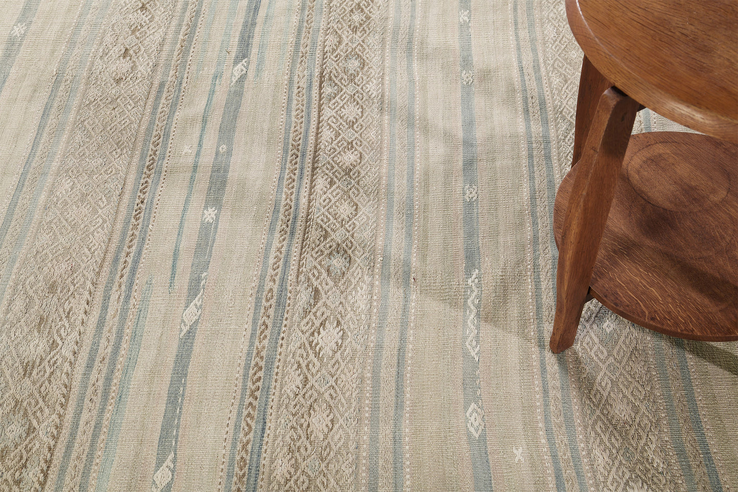 Vintage Turkish Jijim - hand-knotted in Turkey - full length showing color variation [#1]