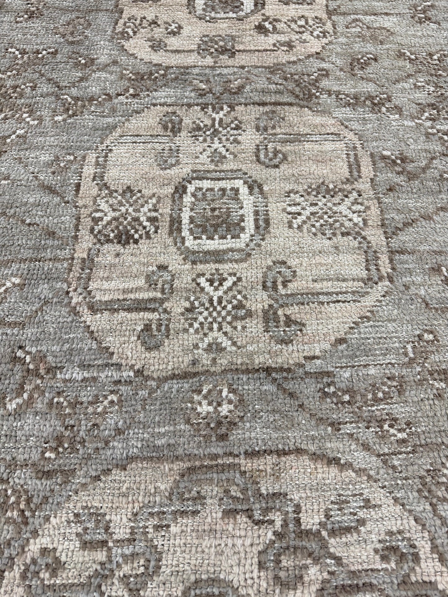 Mallika, Domicile Collection, Silver