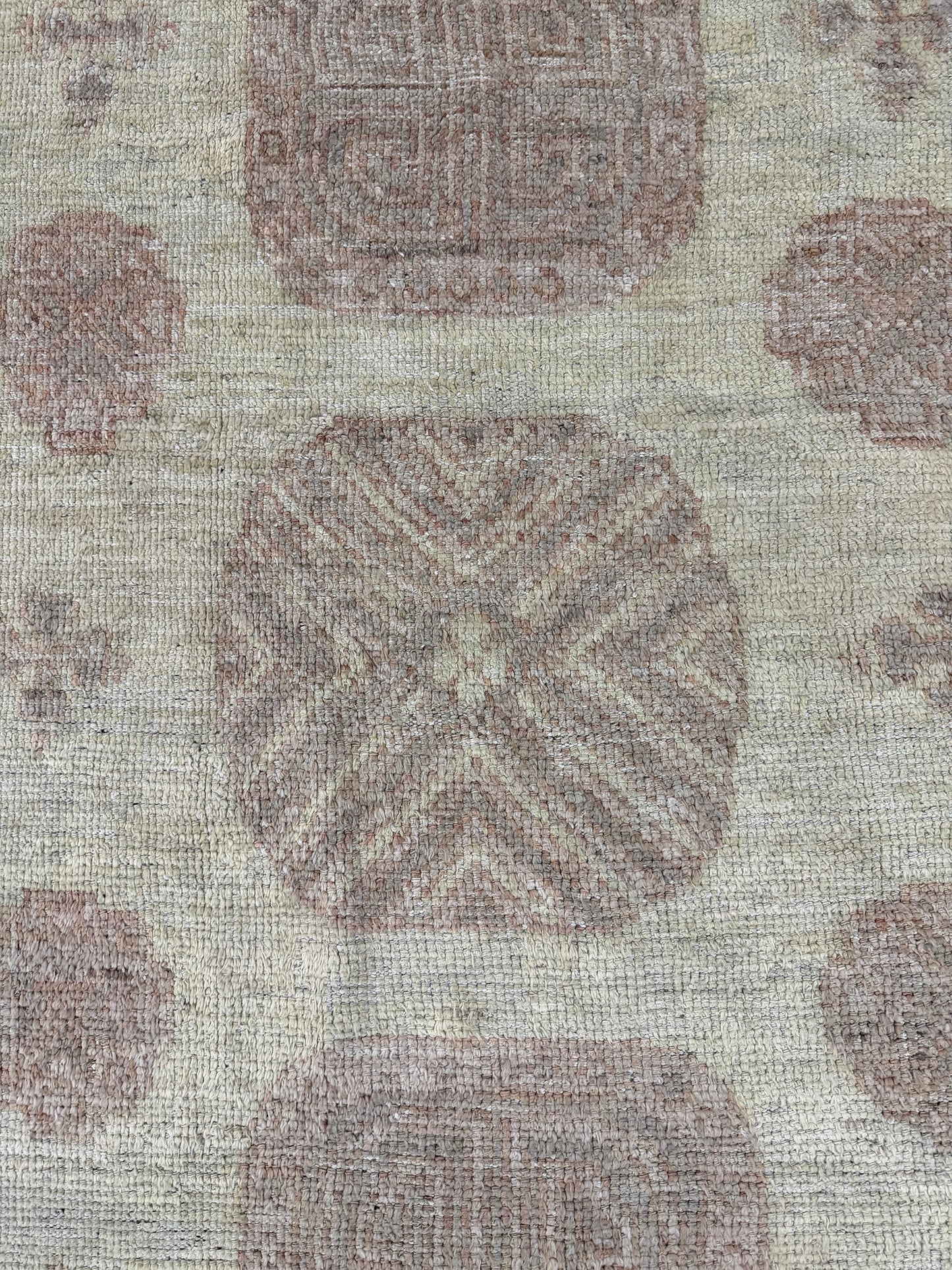 Sumana, Domicile Collection, Ivory Rose