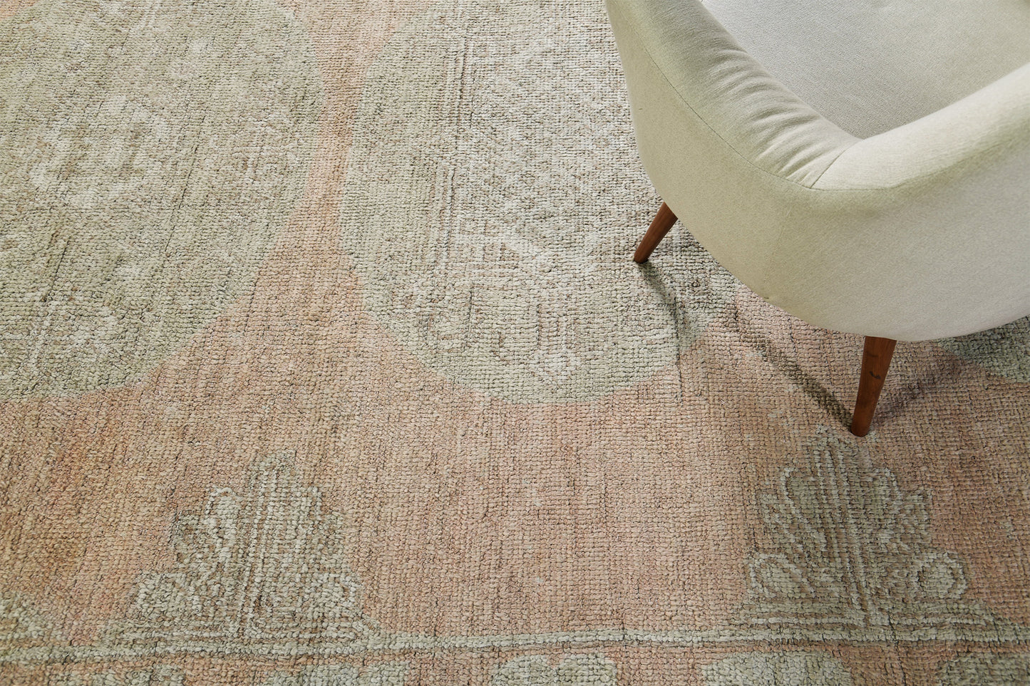 Uptala, Domicile Collection, Antique Red - detailed border and fringe