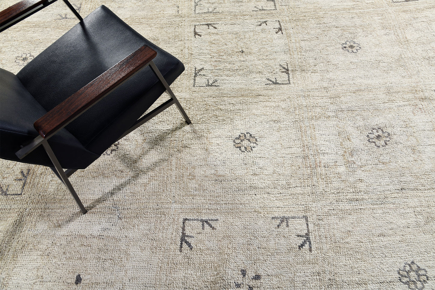 Taraneh, Domicile Collection, Ivory Brown - close-up of weave texture and pile