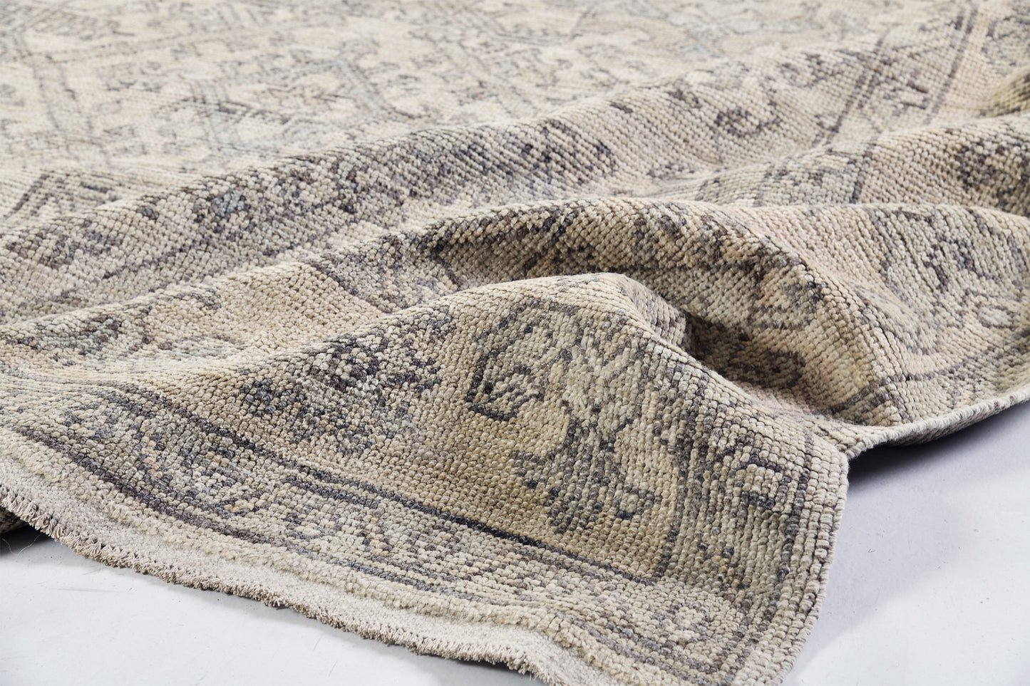 Oushak PQ3, Domicile Collection