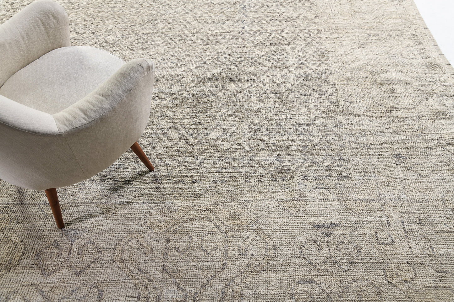 Dandan, Domicile Collection, Ivory Mist - detailed border and fringe