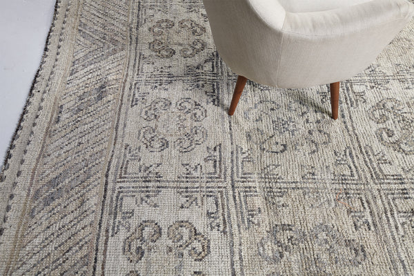 Delpzir, Domicile Collection, Ivory Umbra - detailed border and fringe