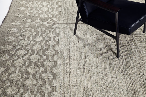 Udad, Nomad Collection, Natural - close-up of weave texture and pile
