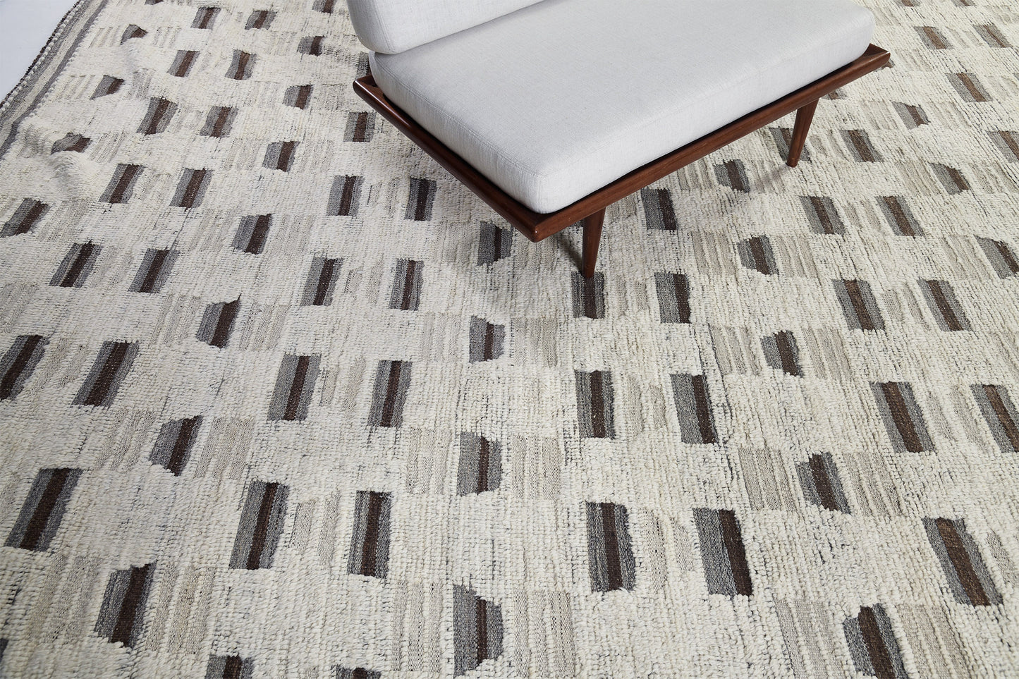 Fisilda, Nomad Collection, Ivory Natural - close-up of weave texture and pile [#4]