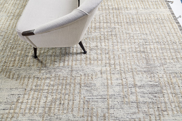 Carcal, Haute Bohemian, Ivory Natural - detailed border and fringe