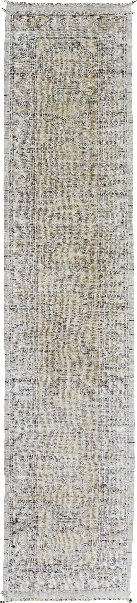 Pamirs Runner, Domicile Collection, Rose Fade