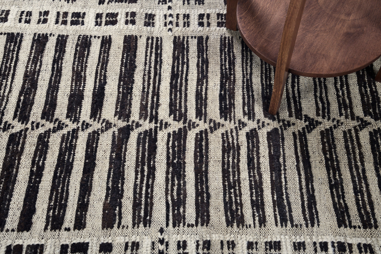 Tala Runner Seasons, Atlas Collection, Ivory Brown