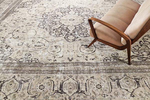 Antique Persian Tabriz - detailed border and fringe [#29]