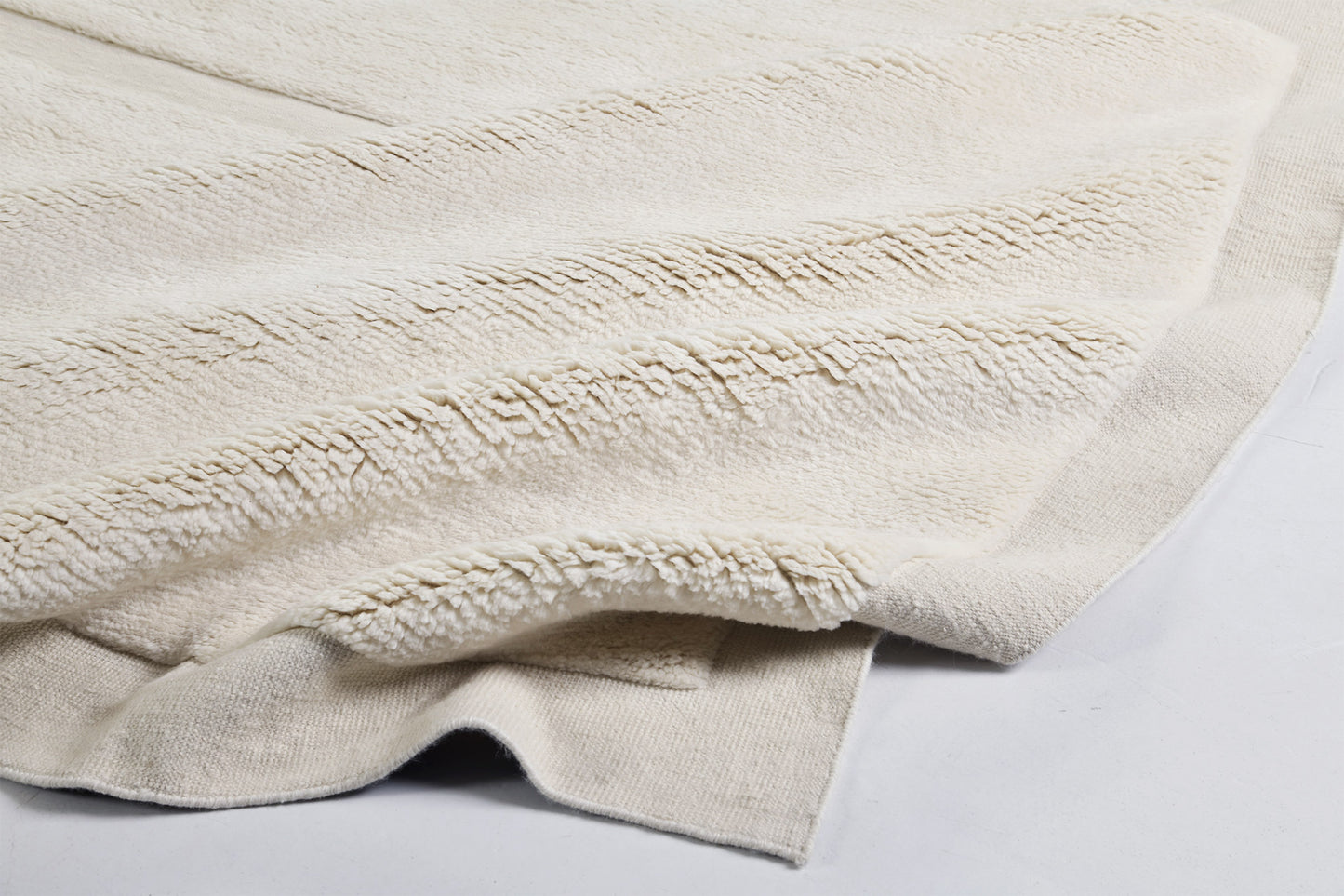 Lumi.01 by Jenni Lauri, White