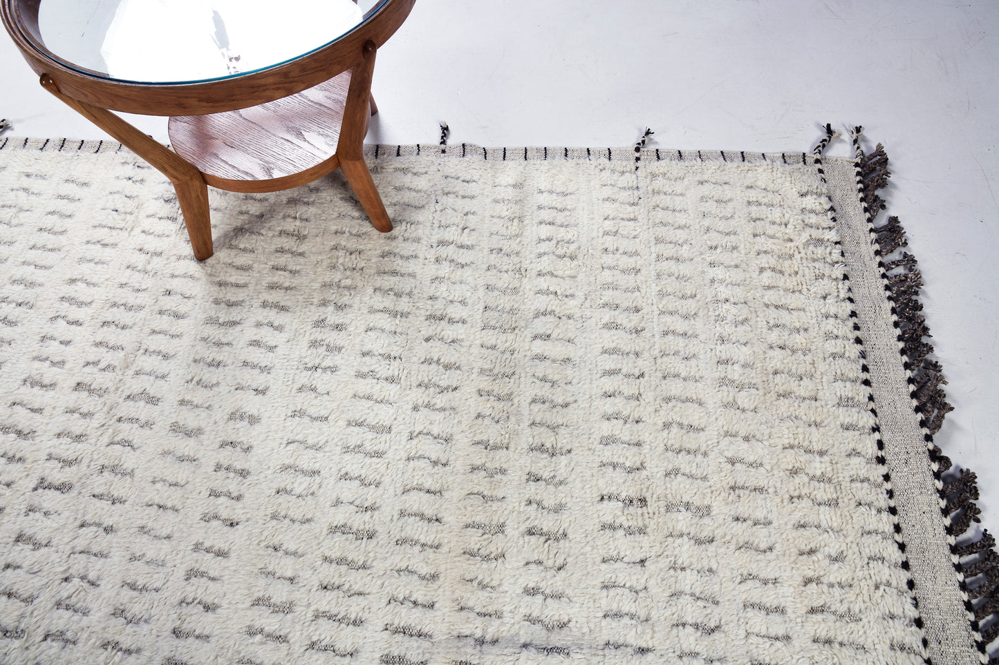 Barguzin Runner, Haute Bohemian, Ivory
