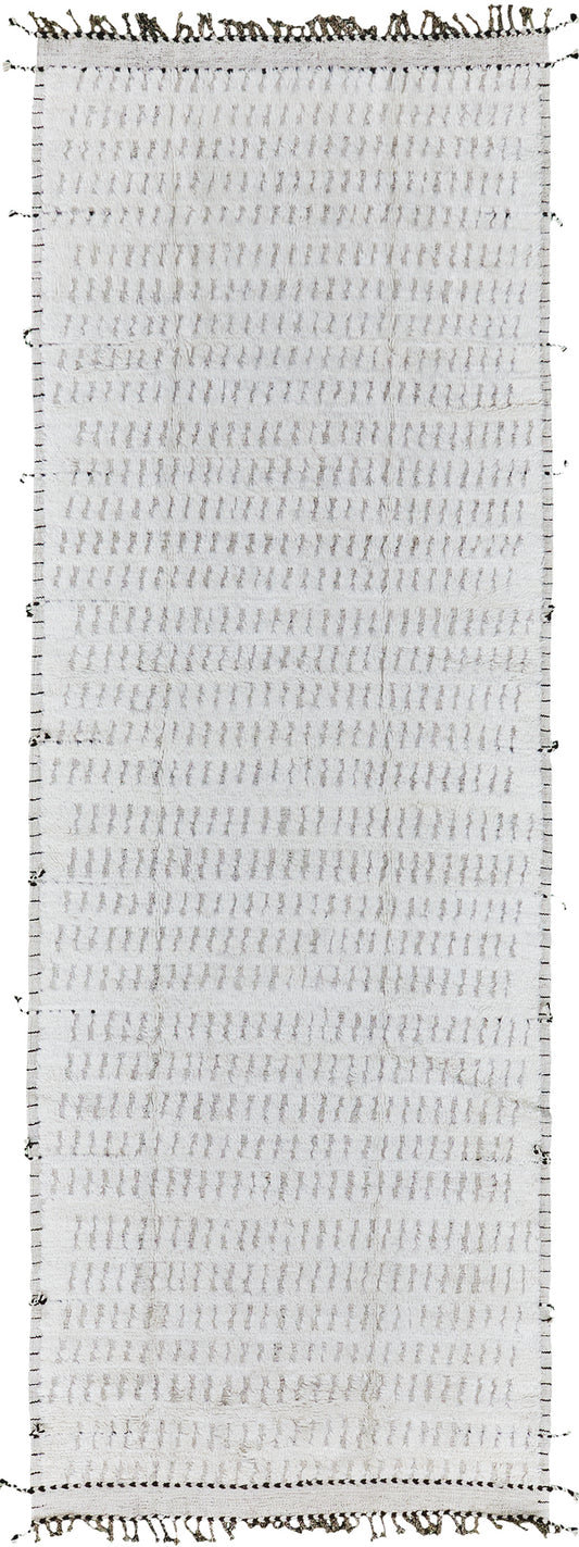 Barguzin Runner, Haute Bohemian, Ivory