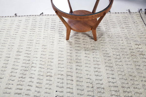 Barguzin Runner, Haute Bohemian, Ivory