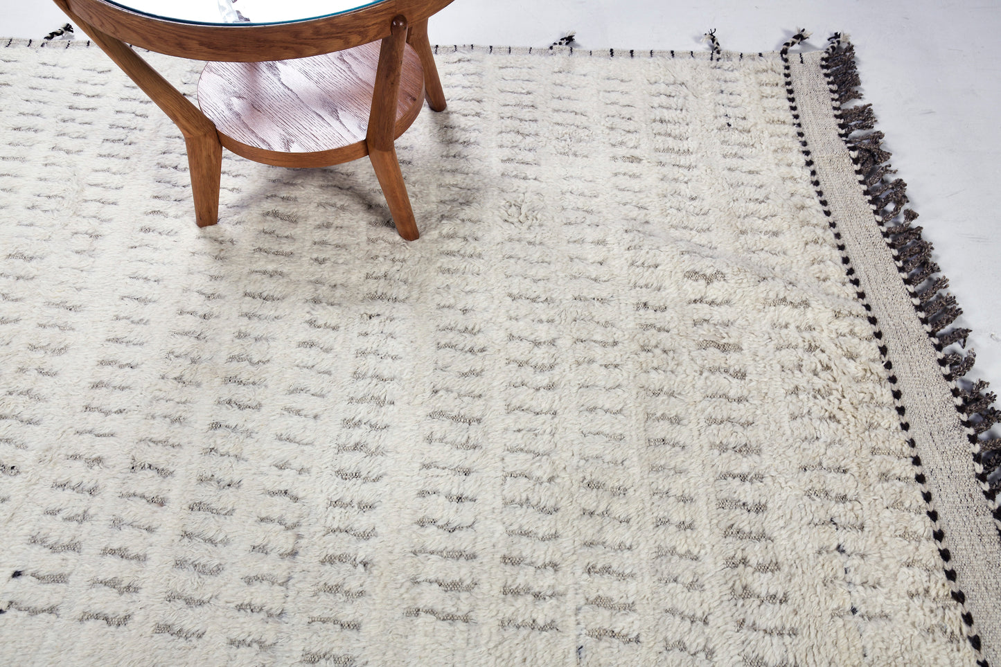 Barguzin Runner, Haute Bohemian, Ivory
