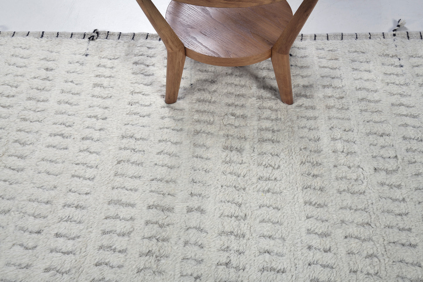 Barguzin Runner, Haute Bohemian, Ivory