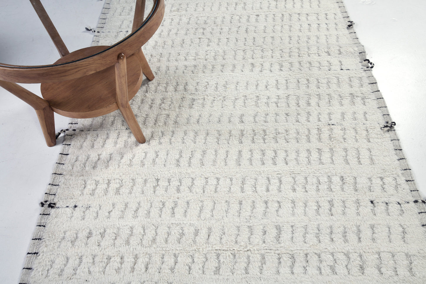 Barguzin Runner, Haute Bohemian, Ivory