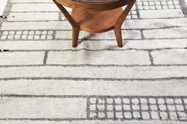 Katabatic Runner, Haute Bohemian, Ivory Silver