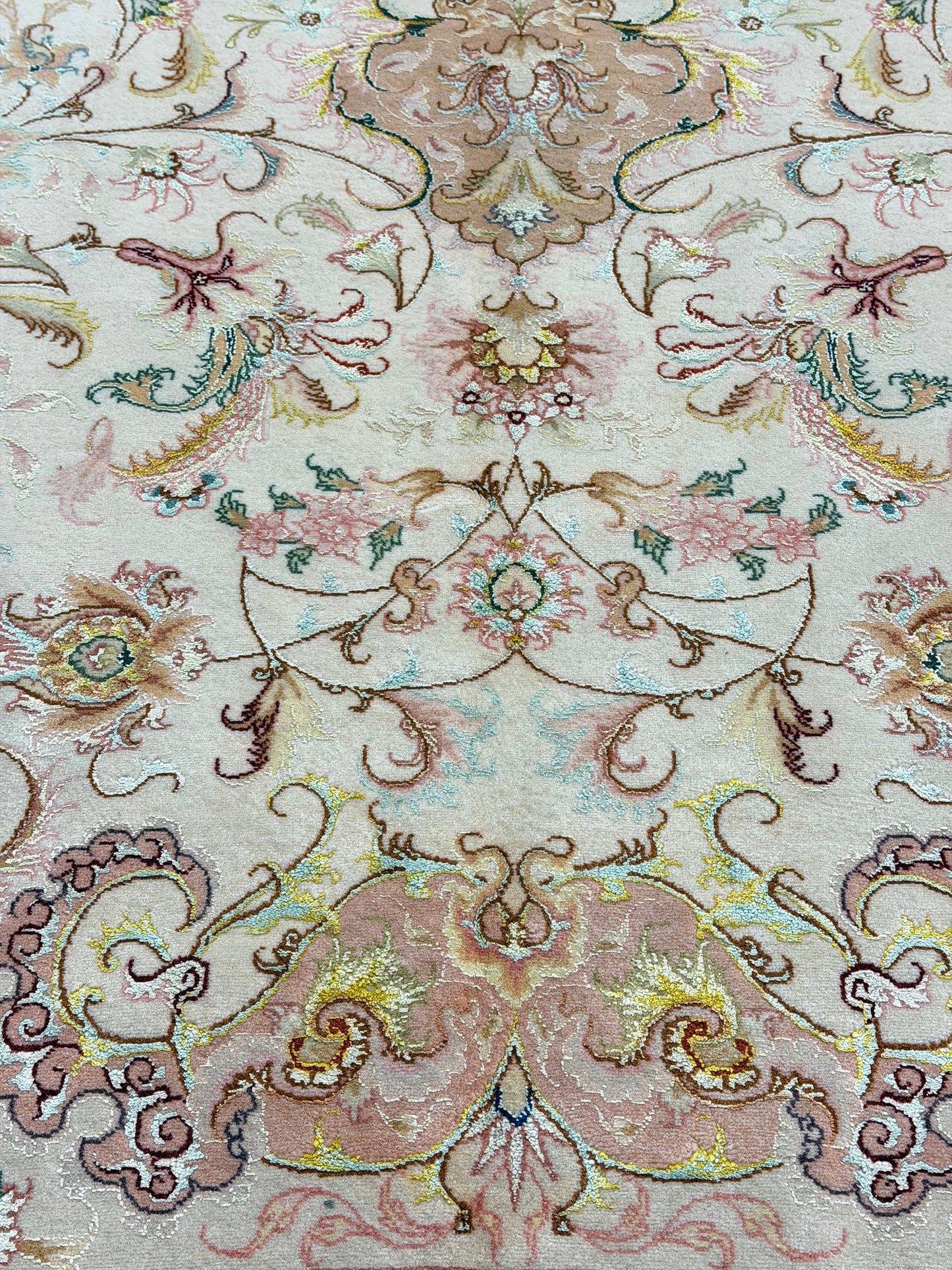 Fine Persian Tabriz Silk Foundation