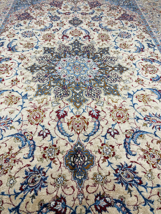 Ex-Fine Vintage Persian Silk Isfahan