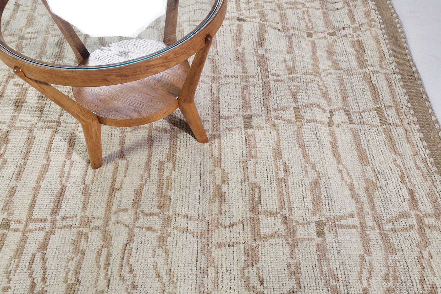 Gwasila, Atlas Collection, Ivory Clay - detailed border and fringe