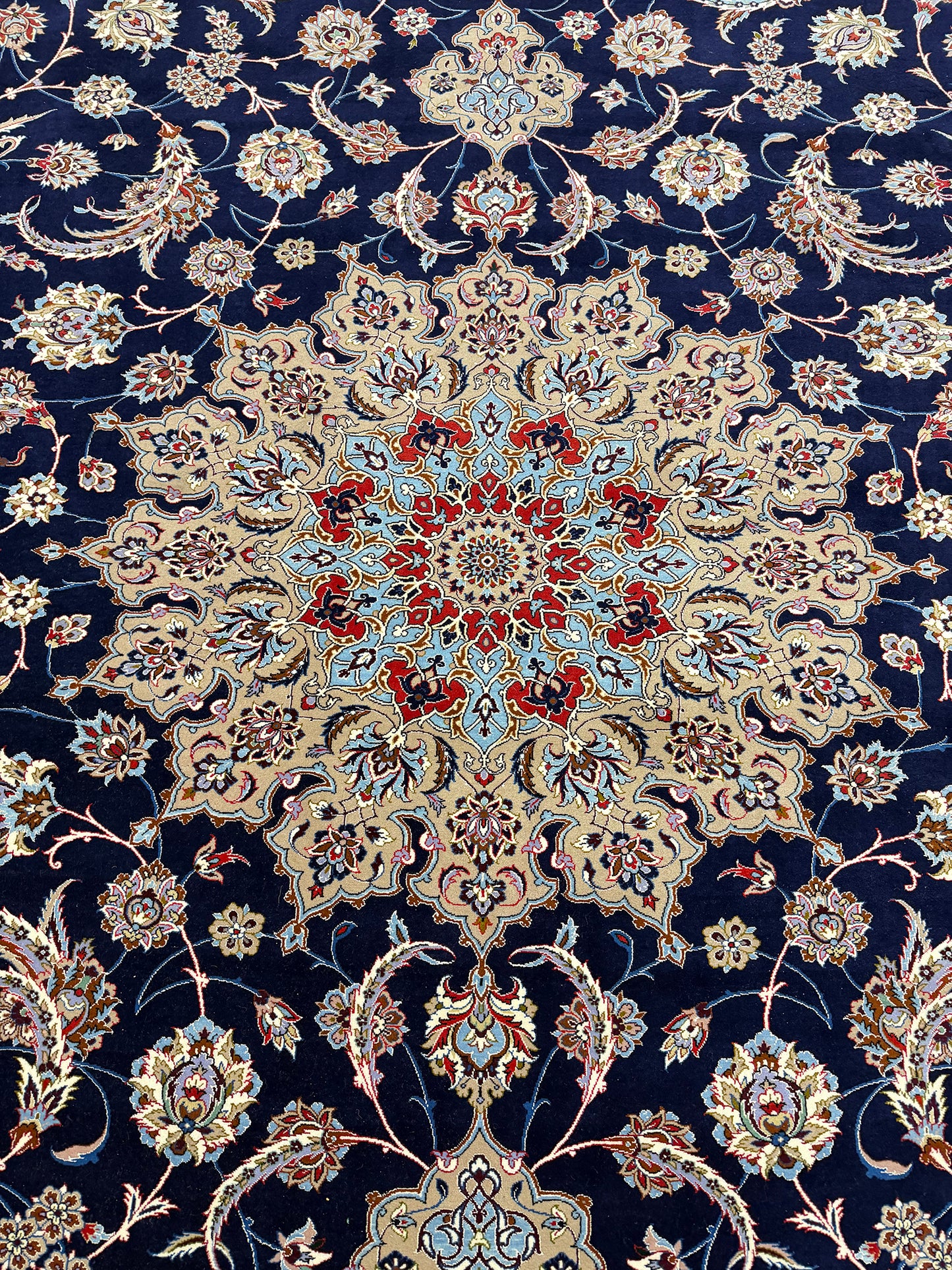 Extra Fine Persian Isfahan Silk Foundation signed Enteshari