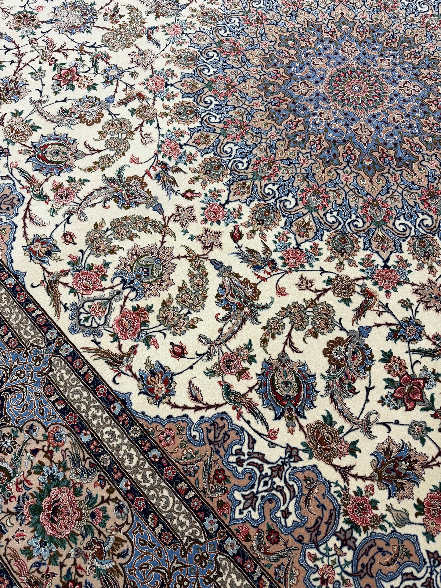 Ex-Fine Isfahan Silk Foundation signed Kamkhah