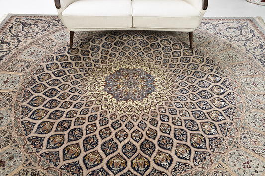 Ex-Fine Vintage Persian Isfahan Hakimi