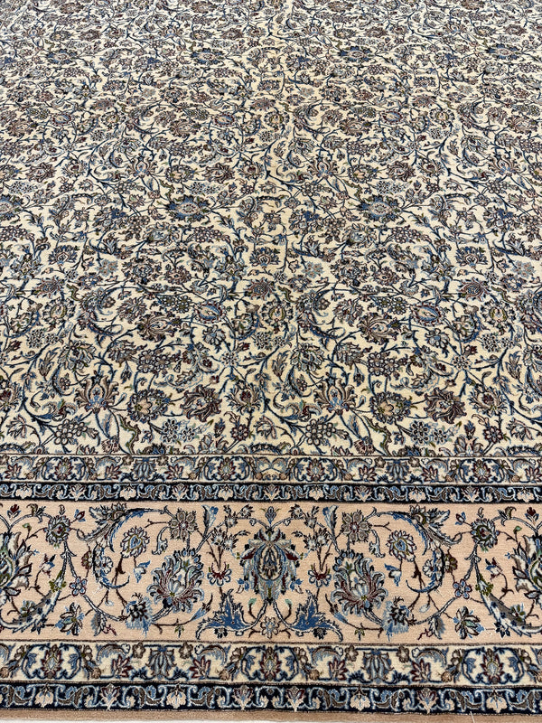 Ex-Fine Naien 6 Ply Allover Design - detailed border and fringe