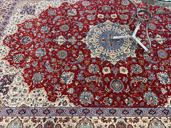 Vintage Persian Tabriz Signed by Sanaieh - close-up of weave texture and pile [#2]