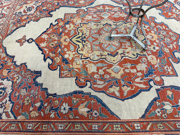 Antique Persian Tabriz Hajijalili - close-up of weave texture and pile