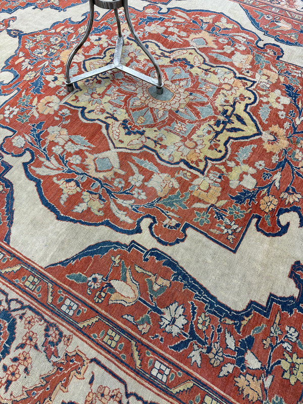 Antique Persian Tabriz Hajijalili - detailed border and fringe