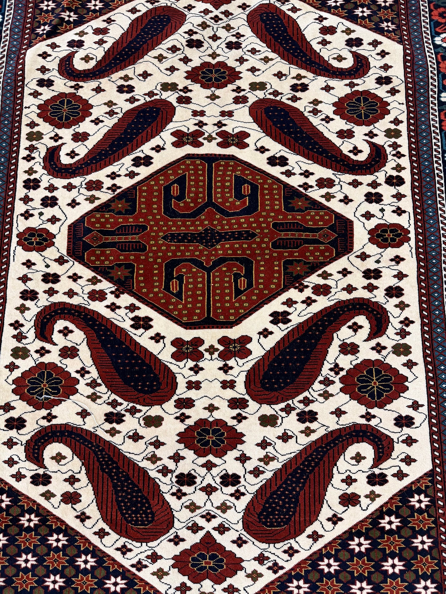 Vintage Persian Ghochan - close-up of weave texture and pile [#1]