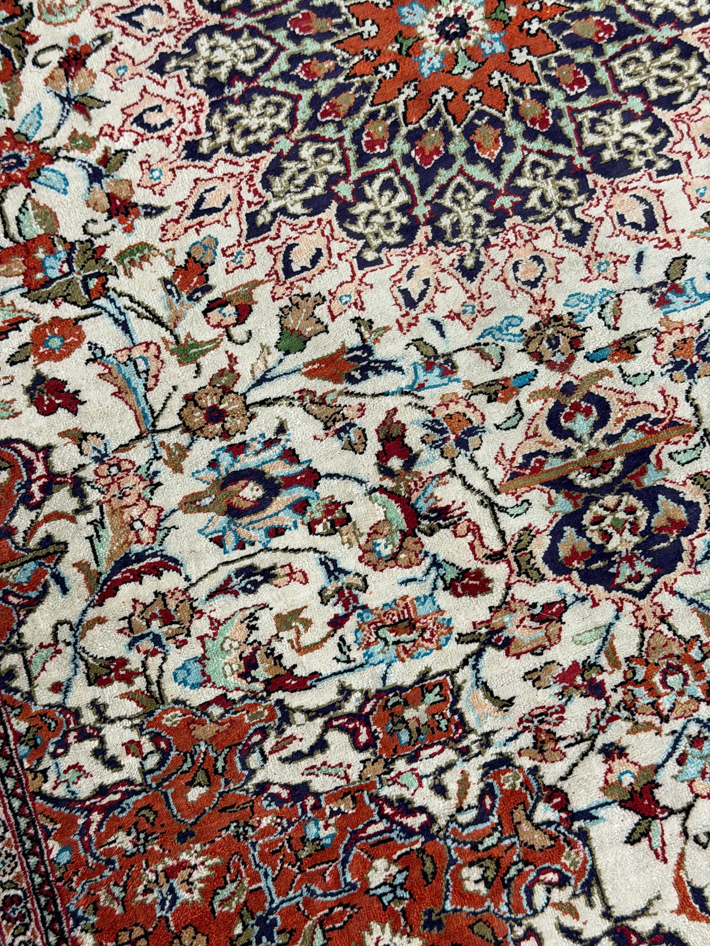 Vintage Ex-Fine Persian Silk Qum