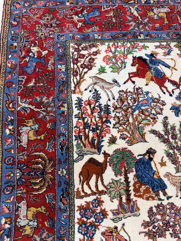 Vintage Persian Sarouk - styled in room setting
