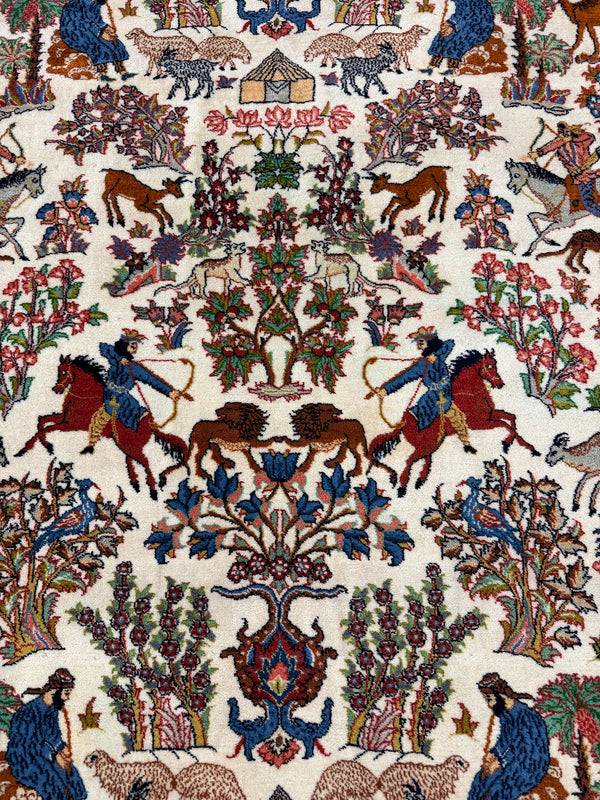 Vintage Persian Sarouk - overhead flat lay view