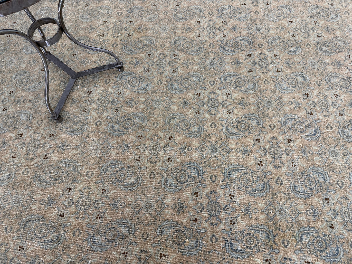 Antique Persian Tabriz - close-up of weave texture and pile [#31]