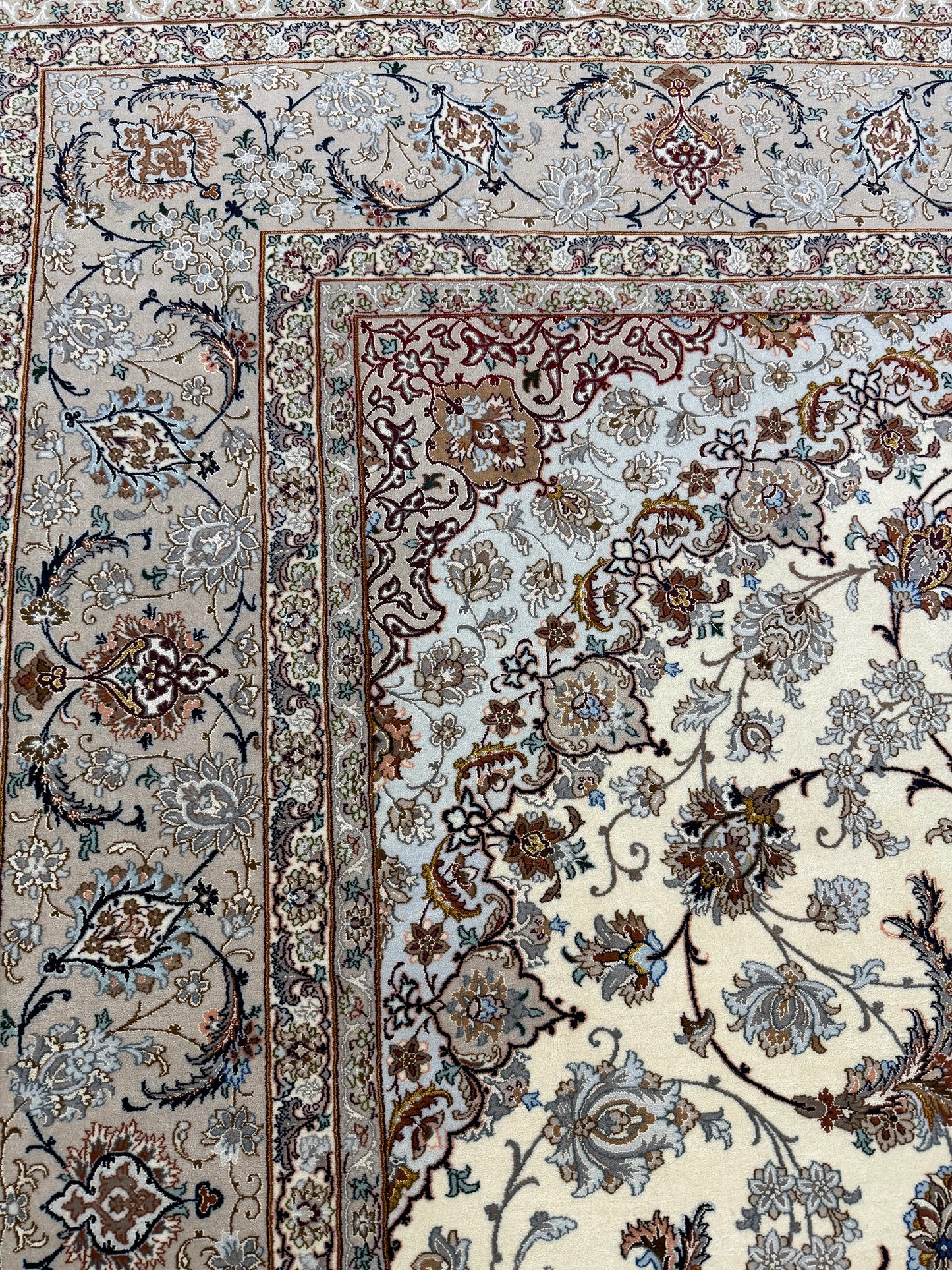 Fine Persian Isfahan Davari - styled in room setting