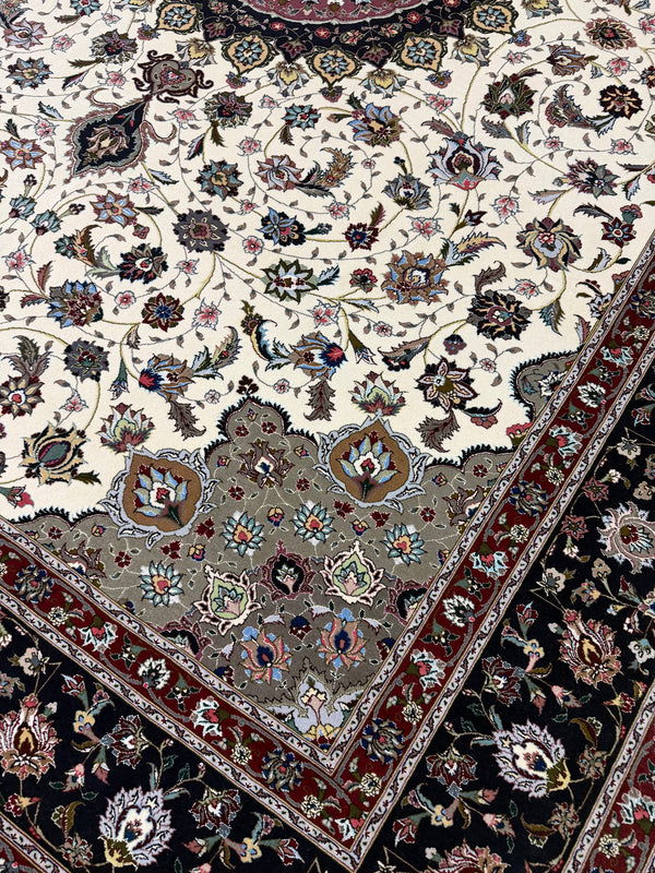 Vintage Fine Persian Tabriz - detailed border and fringe [#7]