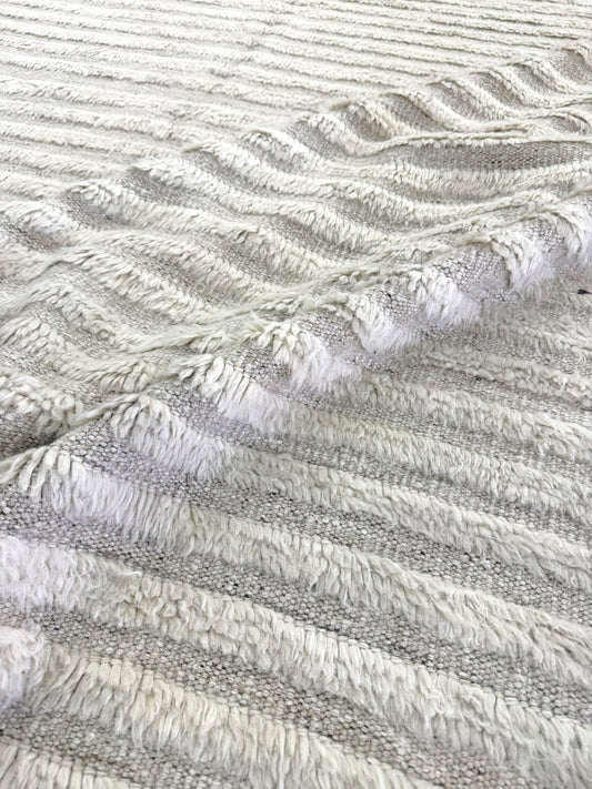 Shipca, Haute Bohemian, Ivory