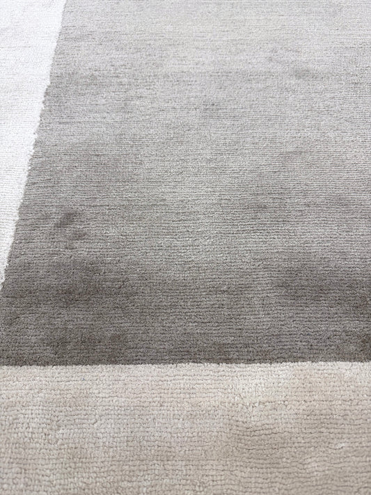 Alexander the Great by Alexander George, Ombre