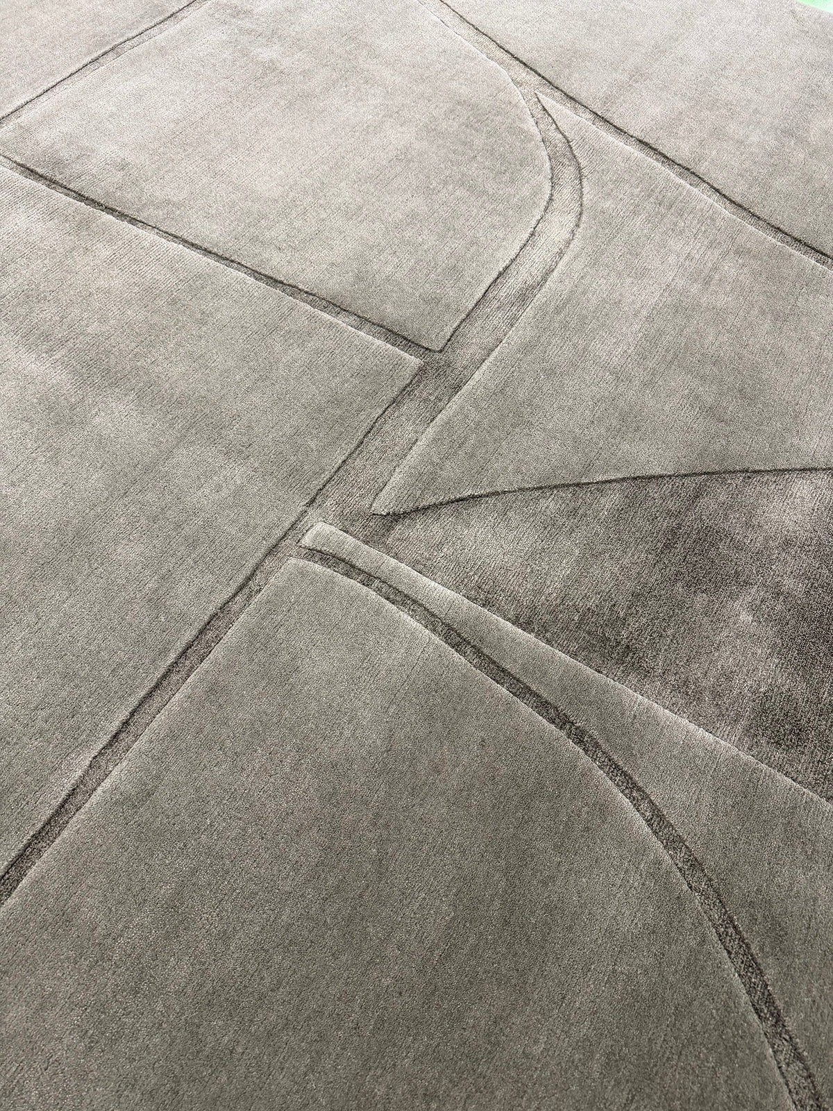 Contour by Claudia Afshar, Juniper